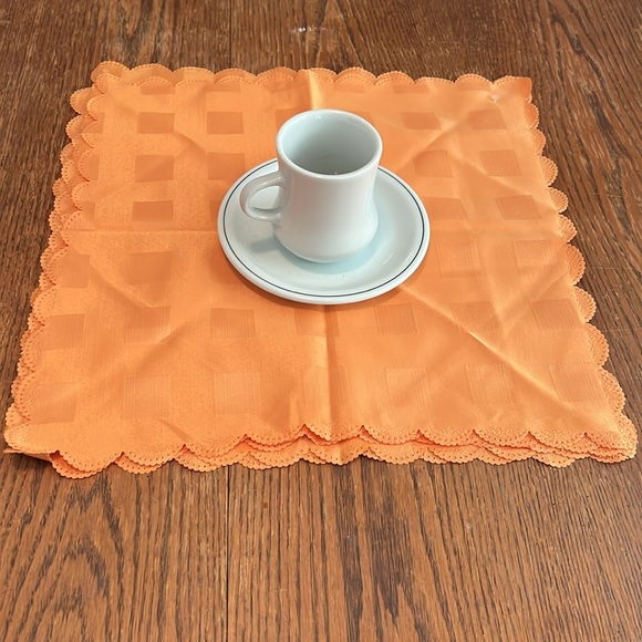 Vintage 5pcs Set Dining Table Covers - Picture 3 of 9